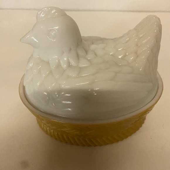 Accents Vintage Avon Nesting Chicken Hen On Basket Poshmark